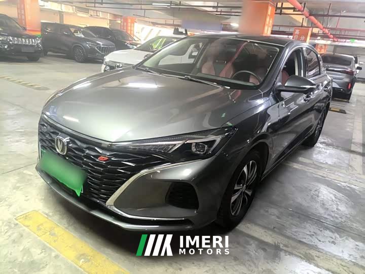 Changan PLUS NE 1.4T GDI DCTPremium Version - автомобиль из Китая