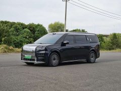 Zeekr 009 EditionAWD 108kWh - фото 1