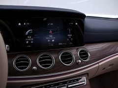 Mercedes-Benz E 300 L Fashion Version - фото 8