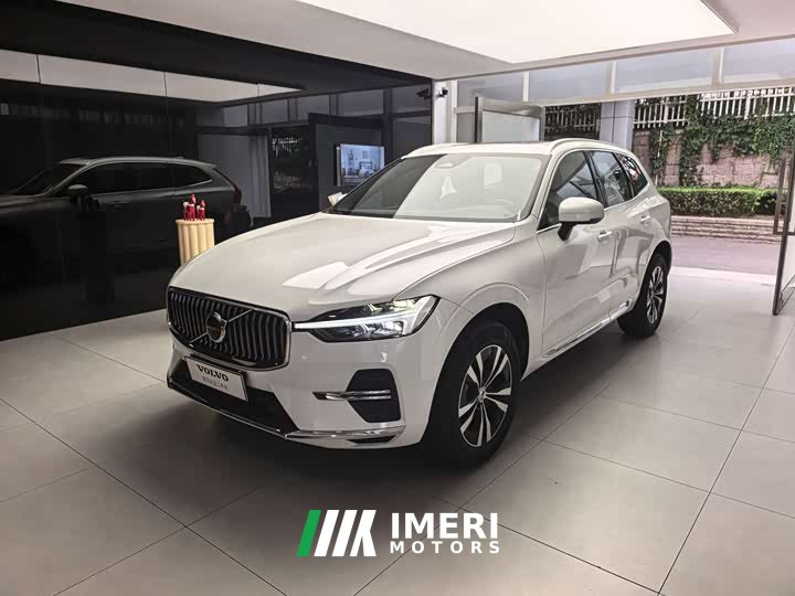 Volvo XC60 B5 AWDLuxury Edition