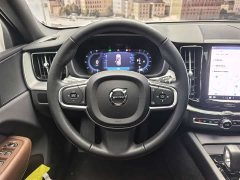 Volvo XC60 B5 AWDLuxury Edition - фото 4