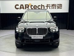 BMW X7 2023 xDrive40i Luxury Package - фото 3
