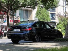 BMW 3 330i M - фото 5