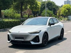 Changan UNI-V 1.5T Edition - фото 1