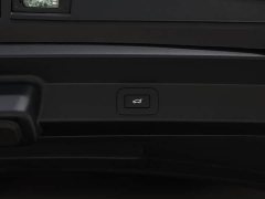 Land Rover 400PS Dynamic SE - фото 20
