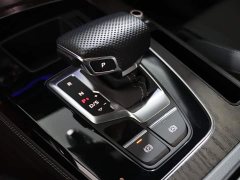 Audi Q5L 40 TFSI Luxury Version - фото 11