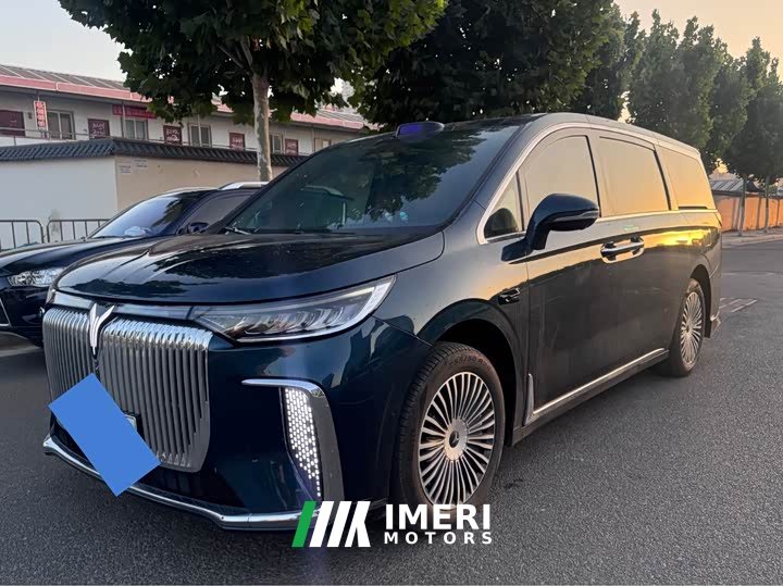 Voyah PHEV AWDFlagship Edition - автомобиль из Китая