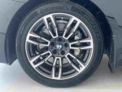 BMW 5 530Li Version M - фото 14