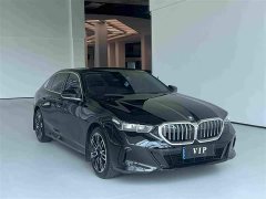 BMW 5 530Li Version M - фото 3