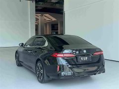 BMW 5 530Li Version M - фото 9