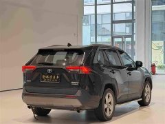 Toyota RAV4 2.5L E-CVT2WD Edition - фото 8