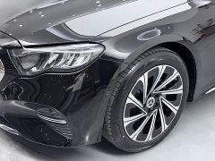 Mercedes-Benz E 300 L Luxury Version - фото 20