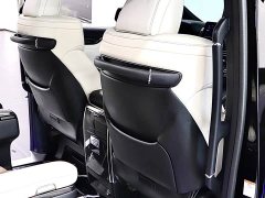 Lexus LM 300h Edition - фото 16