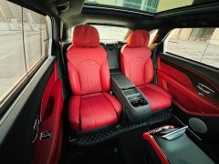 Bentley Bentayga 4.0T V8 EWB Azure - фото 10