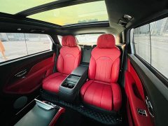Bentley Bentayga 4.0T V8 EWB Azure - фото 12