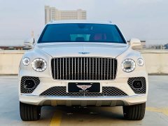 Bentley Bentayga 4.0T V8 EWB Azure - фото 3