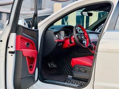 Bentley Bentayga 4.0T V8 EWB Azure - фото 5