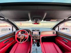 Bentley Bentayga 4.0T V8 EWB Azure - фото 9