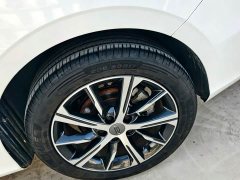 SAIC 4 1.5L CVTLuxury Version - фото 10