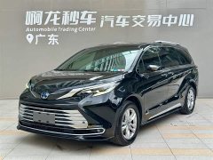 Toyota SIENNA 2021 2.5L Hybrid Platinum Edition - фото 16