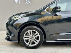 Toyota SIENNA 2021 2.5L Hybrid Platinum Edition - фото 20