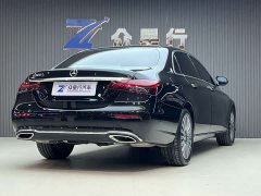 Mercedes-Benz E 300 L Luxury Version - фото 3