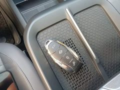 FAW EH7 760 Pro AWD Edition - фото 13