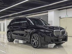 BMW X5 xDrive 30Li Deluxe VersionM - фото 2