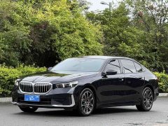 BMW 5 530Li Version Luxury - фото 1