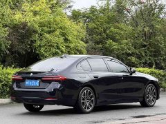 BMW 5 530Li Version Luxury - фото 4