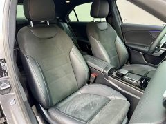 Mercedes-Benz A-Class 2022 Facelift Three A 200 L Sports Sedan Fashionable - фото 7