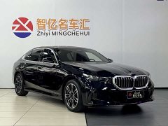 BMW 5 530Li Version M - фото 3