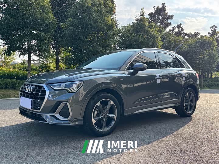 Audi Q3 35 TFSI Fashion Version - автомобиль из Китая