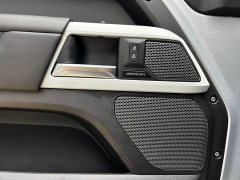 Land Rover 110 3.0T P400 Edition - фото 6