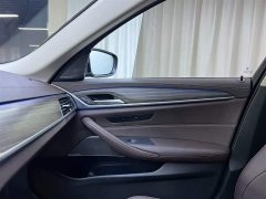 BMW 5 Series 530Li Exclusive Luxury Package - фото 17