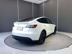 Tesla Model Y long-range all-wheel drive version 3D7 - фото 6