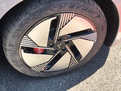 FAW EH7 640 AWD Edition - фото 6