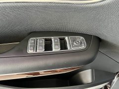 FAW HQ9 PHEV 2.0T AWDLuxury Edition - фото 9