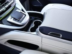 Mercedes-Benz Vito 2023 2.0T Business Edition 7 seats - фото 12