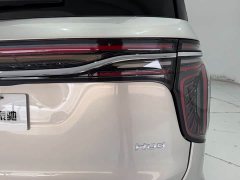 Hongqi HQ9 2.0T Intelligent Flagship Edition - фото 10