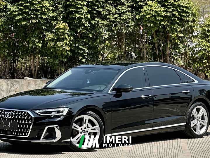 Audi A8 A8L 50 TFSI quattro Version - автомобиль из Китая