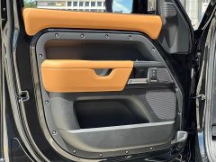Land Rover Defender 2024 110 5.0T V8 - фото 13