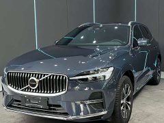 Volvo XC60 B5 AWD Plus Luxury - фото 1
