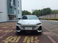 Changan UNI-V 1.5T Edition - фото 2