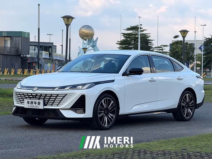 Changan 1.5T 500Bar Smart Version - автомобиль из Китая