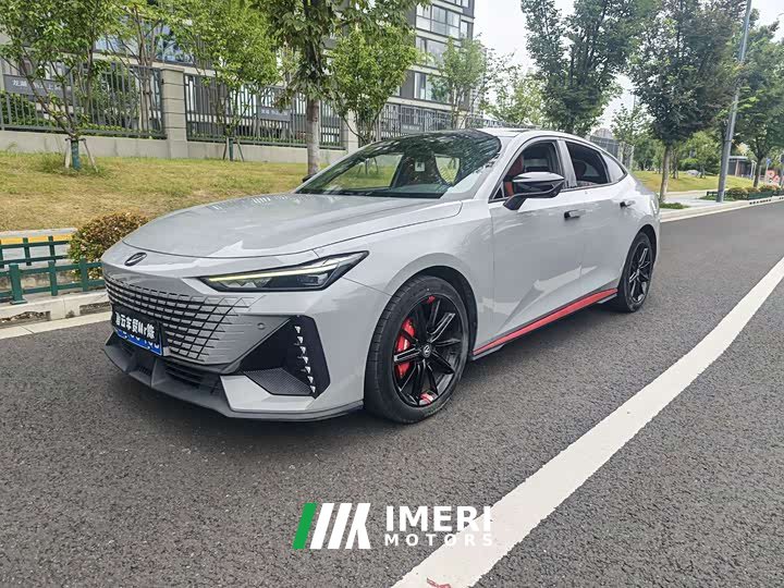 Changan UNI-V 1.5T Edition - автомобиль из Китая