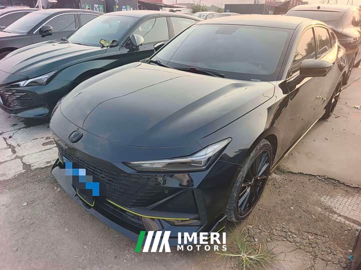 Changan UNI-V 1.5T Edition - автомобиль из Китая
