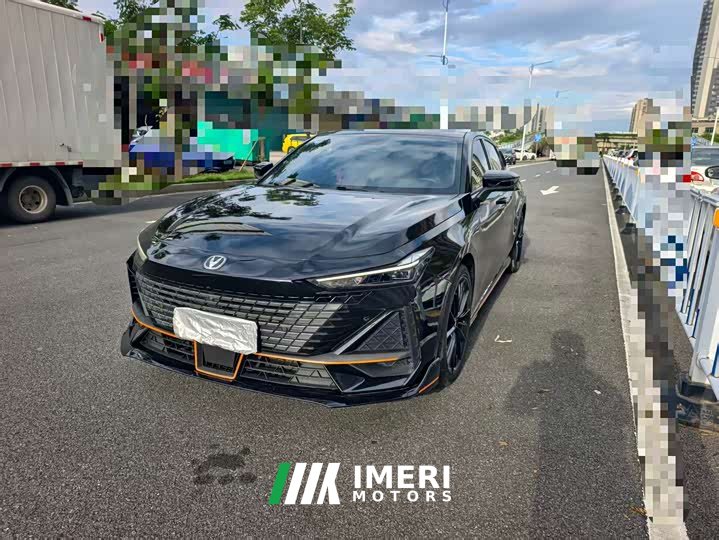 Changan UNI-V 1.5T Edition - автомобиль из Китая