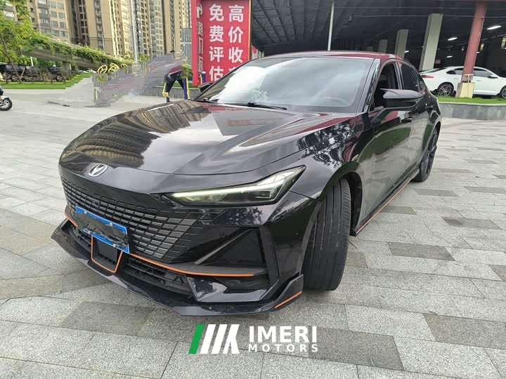 Changan UNI-V 1.5T Edition - автомобиль из Китая