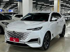 Changan UNI-K iDD 130km 1.5T Premium Version - фото 1